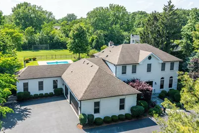 2135 Kenton Lane, Libertyville, IL 60048 - Photo 1