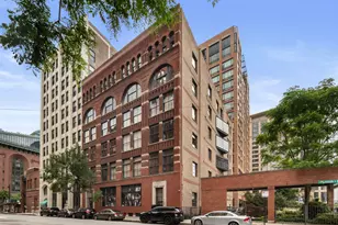 531 S Plymouth Ct, Chicago, IL 60605 - Photo 1