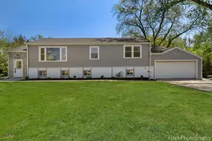 539 S Plum Grove Rd, Palatine, IL 60067 - Photo 1