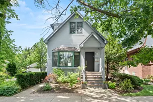 637 Highland Ave, Oak Park, IL 60304 - Photo 1