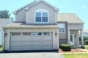 100 Hamlet Cir, Montgomery, IL 60538 - Photo 1