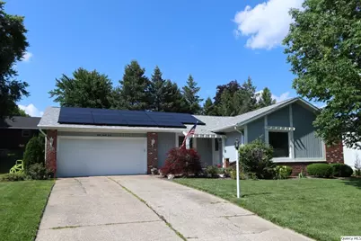 3023 Fox Run West, Quincy, IL 62301 - Photo 1