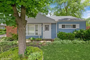 1 Saginaw Pl, Park Forest, IL 60466 - Photo 1