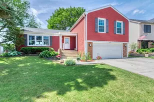 2123 Primrose Ln, Schaumburg, IL 60194 - Photo 1