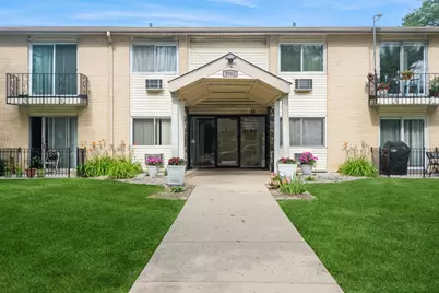 9562 Park Lane #2H, Des Plaines, IL 60016 - Photo 1