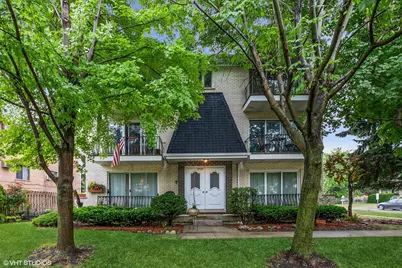 7755 S Roberts Road #5, Bridgeview, IL 60455 - Photo 1