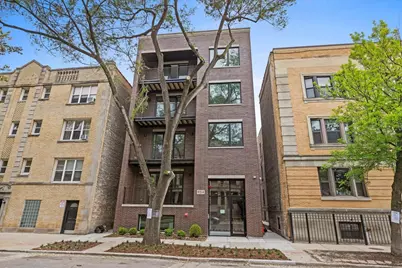 904 W Dakin Street #202, Chicago, IL 60613 - Photo 1