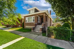 1242 Highland Ave, Berwyn, IL 60402 - Photo 1