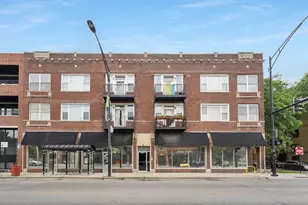 3002 W Montrose Ave, Chicago, IL 60618 - Photo 1