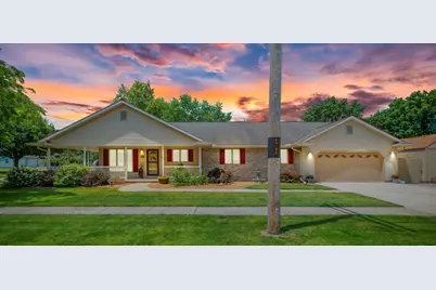 401 N Walnut Street, Oakland, IL 61943 - Photo 1