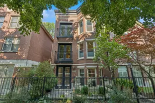 1725 N Fremont St, Chicago, IL 60614 - Photo 1