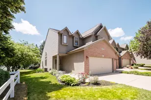 2001 Jeffrey Ln, Elgin, IL 60123 - Photo 1