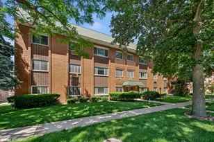 433 S Lombard Ave, Oak Park, IL 60302 - Photo 1