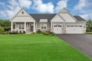 4830 Foley Ln, Saint Charles, IL 60174 - Photo 1