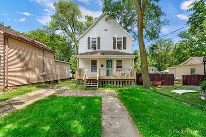 724 Wheeler Street, Woodstock, IL 60098 - Photo 1