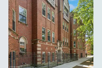 3415 W Berteau Avenue #G, Chicago, IL 60618 - Photo 1