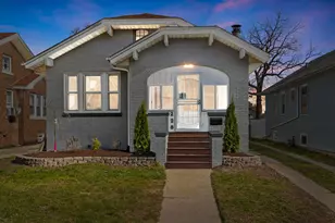 228 Elizabeth St, Calumet City, IL 60409 - Photo 1