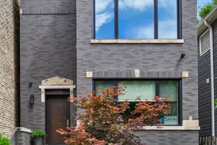 2156 W Barry Ave, Chicago, IL 60618 - Photo 1