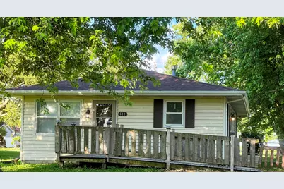 522 N 3rd Avenue, Chenoa, IL 61726 - Photo 1