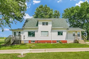 16886 State Route 9 Rd, Hoopeston, IL 60942 - Photo 1