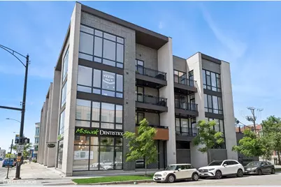 2405 W Iowa Street #206, Chicago, IL 60622 - Photo 1