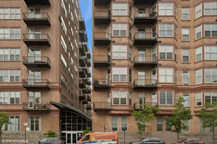 500 S Clinton St, Chicago, IL 60607 - Photo 1