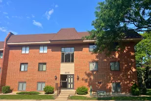 2310 Woodbridge Way, Lombard, IL 60148 - Photo 1