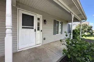 124 Village Creek Dr, Lake in the Hills, IL 60156 - Photo 1