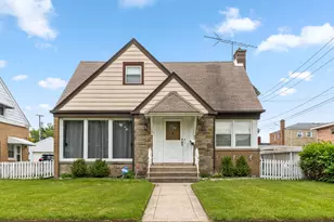 10341 Canterbury St, Westchester, IL 60154 - Photo 1