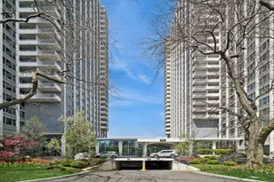 4250 N Marine Dr, Chicago, IL 60613 - Photo 1