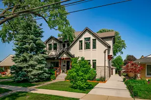 909 N Western Ave, Park Ridge, IL 60068 - Photo 1