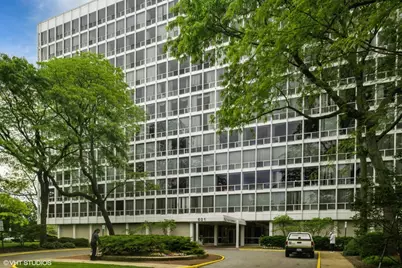 601 E 32nd Street #PH5, Chicago, IL 60616 - Photo 1