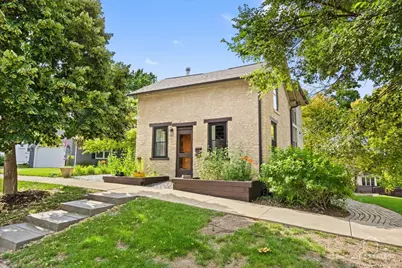 606 Cedar Street, Saint Charles, IL 60174 - Photo 1