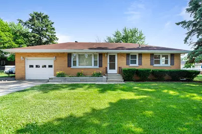 935 E 1st Street, Lockport, IL 60441 - Photo 1