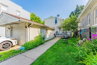 5009 W Addison Street, Chicago, IL 60641 - Photo 1