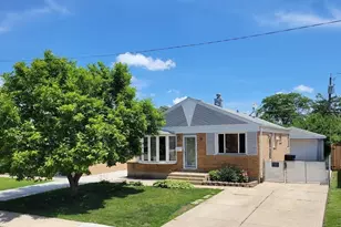 8035 S Kolmar Ave, Chicago, IL 60652 - Photo 1
