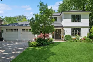 624 Laurel Ave, Wilmette, IL 60091 - Photo 1