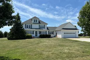 1591 N 2700 East Rd, Sheldon, IL 60966 - Photo 1