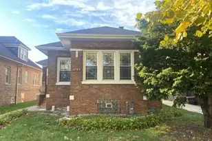 7724 S Chappel Ave, Chicago, IL 60649 - Photo 1