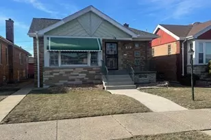 8208 S Sacramento Ave, Chicago, IL 60652 - Photo 1