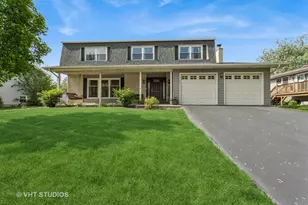 1700 Bolson Dr, Downers Grove, IL 60516 - Photo 1