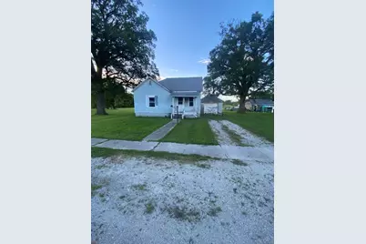 106 W Sheridan Street, Watseka, IL 60970 - Photo 1