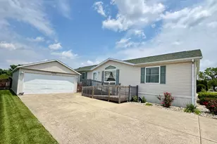 10712 W Silver Lake Dr, Frankfort, IL 60423 - Photo 1