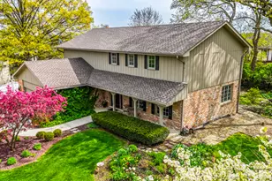 8229 Nueport Dr, Willow Springs, IL 60480 - Photo 1