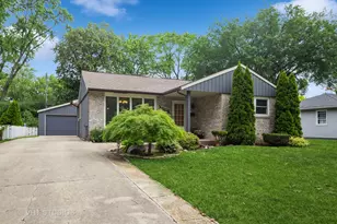 3006 Thrush Ln, Rolling Meadows, IL 60008 - Photo 1