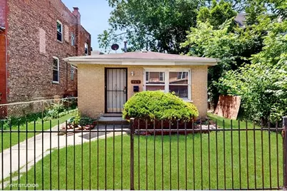 309 W 109th Place, Chicago, IL 60628 - Photo 1