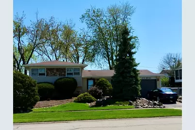 2235 Birchwood Parkway, Woodridge, IL 60517 - Photo 1