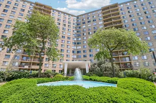 6833 N Kedzie Ave, Chicago, IL 60645 - Photo 1