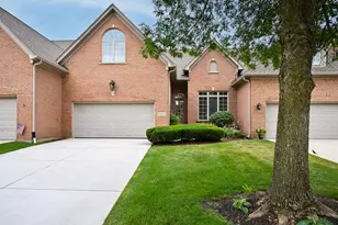 1090 Catherine Ave, Naperville, IL 60540 - Photo 1