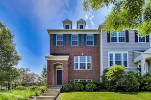 3061 Coral Ln, Glenview, IL 60026 - Photo 1